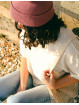 Bonnet SUNSET hibiscus – Chaleur & style avec broderie algue marine | Vent d’Ouest Collection