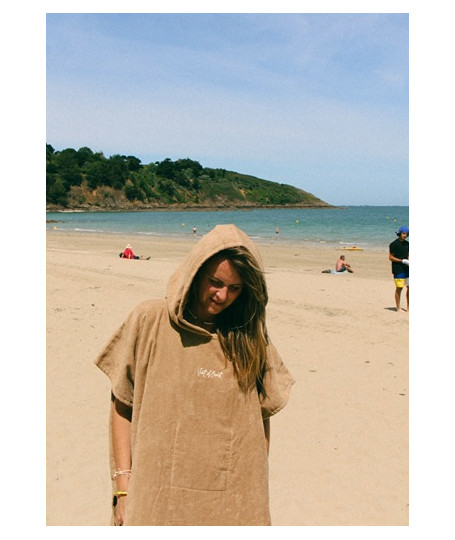 Poncho de Plage COCON Sable I Vent d'Ouest Collection I Marque Bretonne